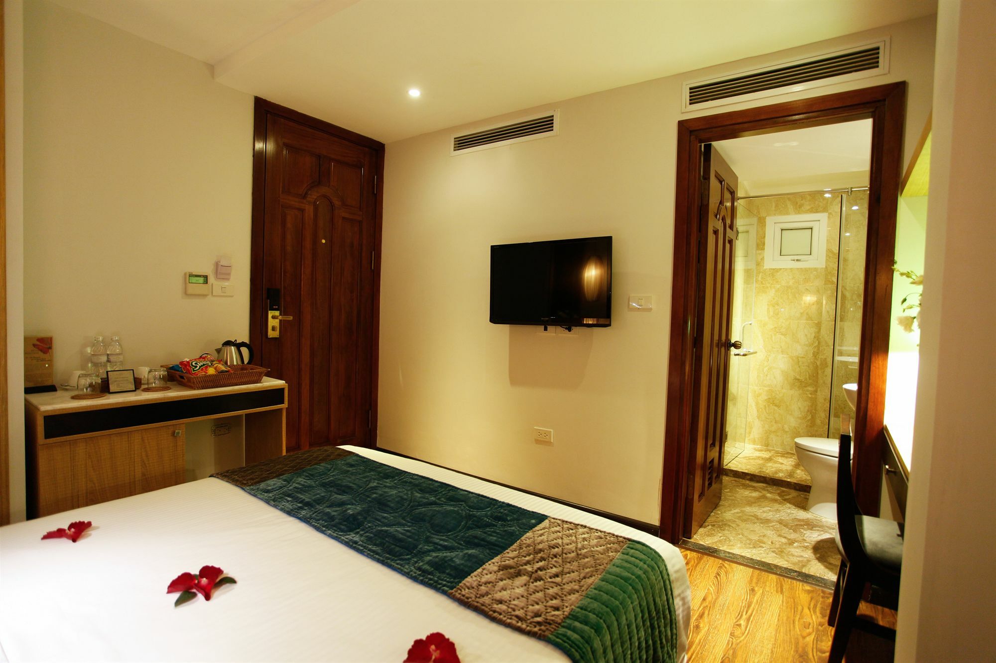 Essence Palace Hotel Hanoi