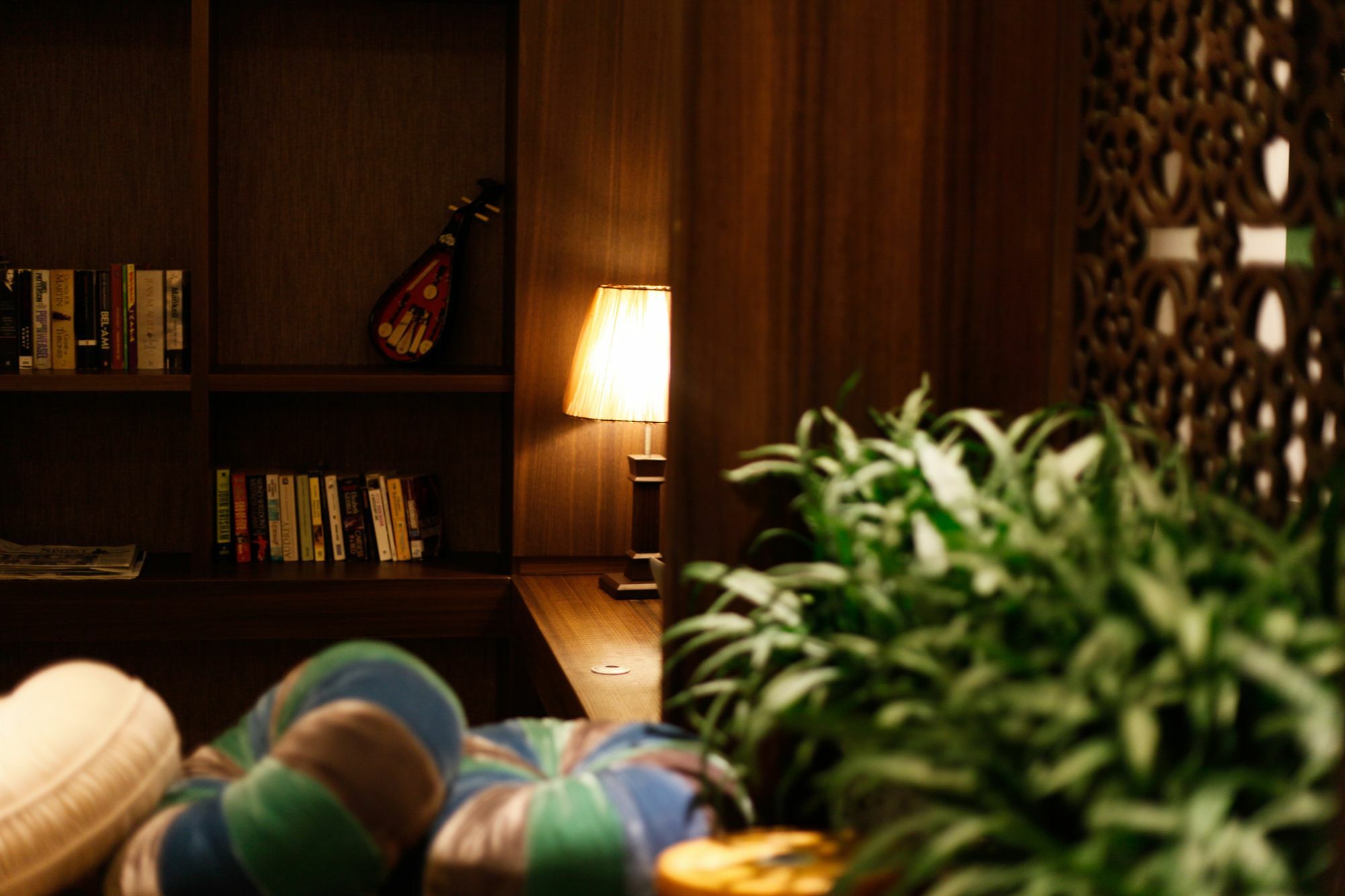 Essence Palace Khách sạn 3*