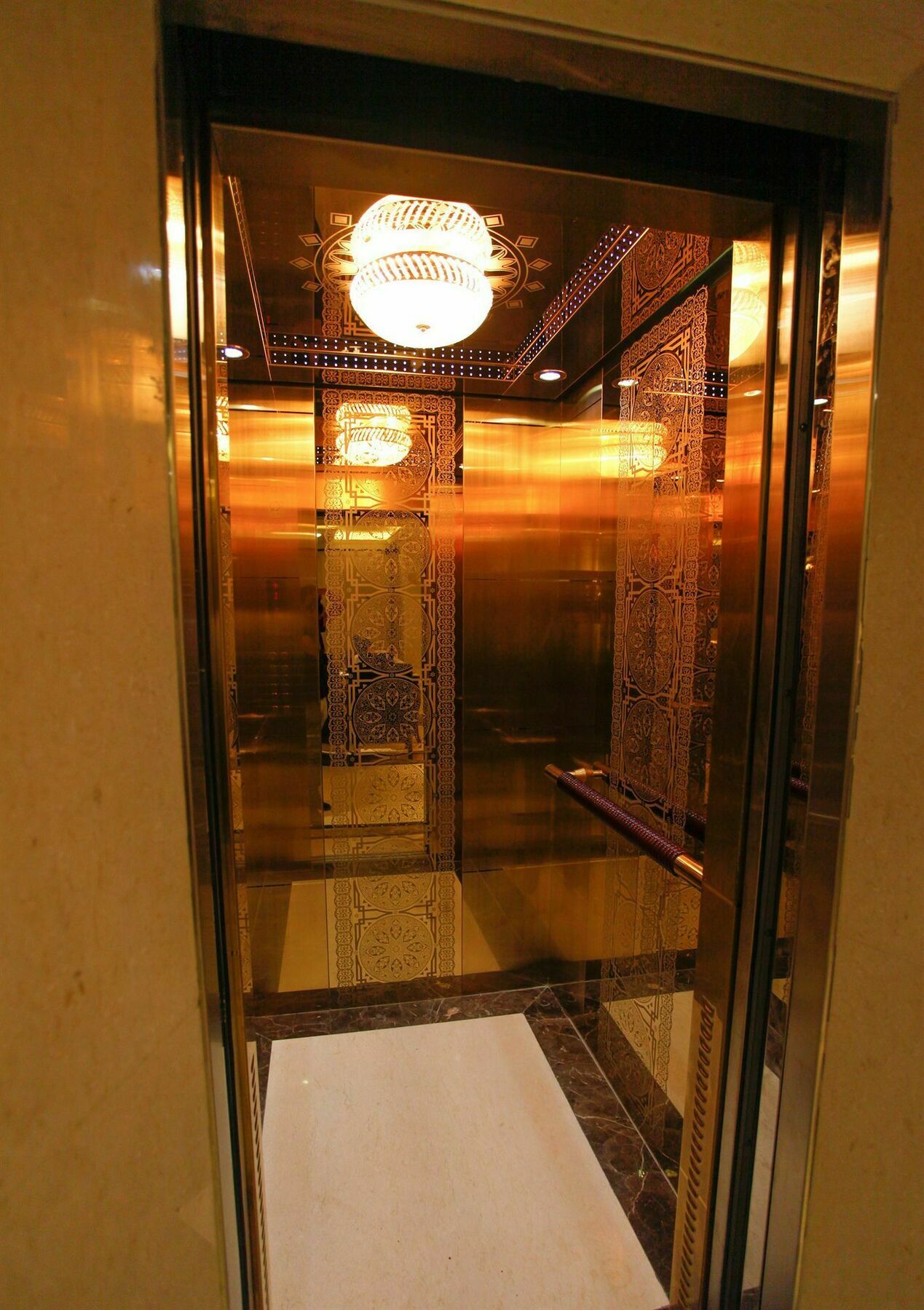 Essence Palace