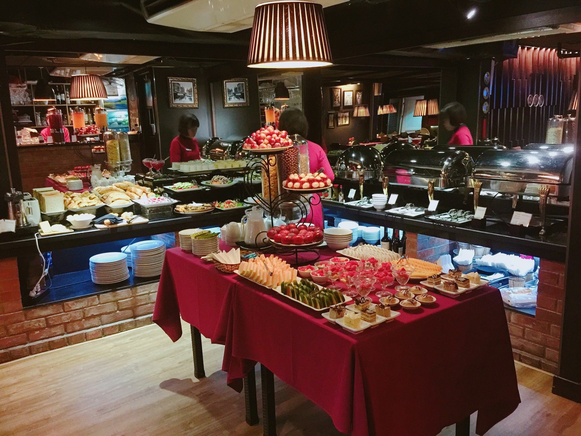 Hotel Essence Palace 3*